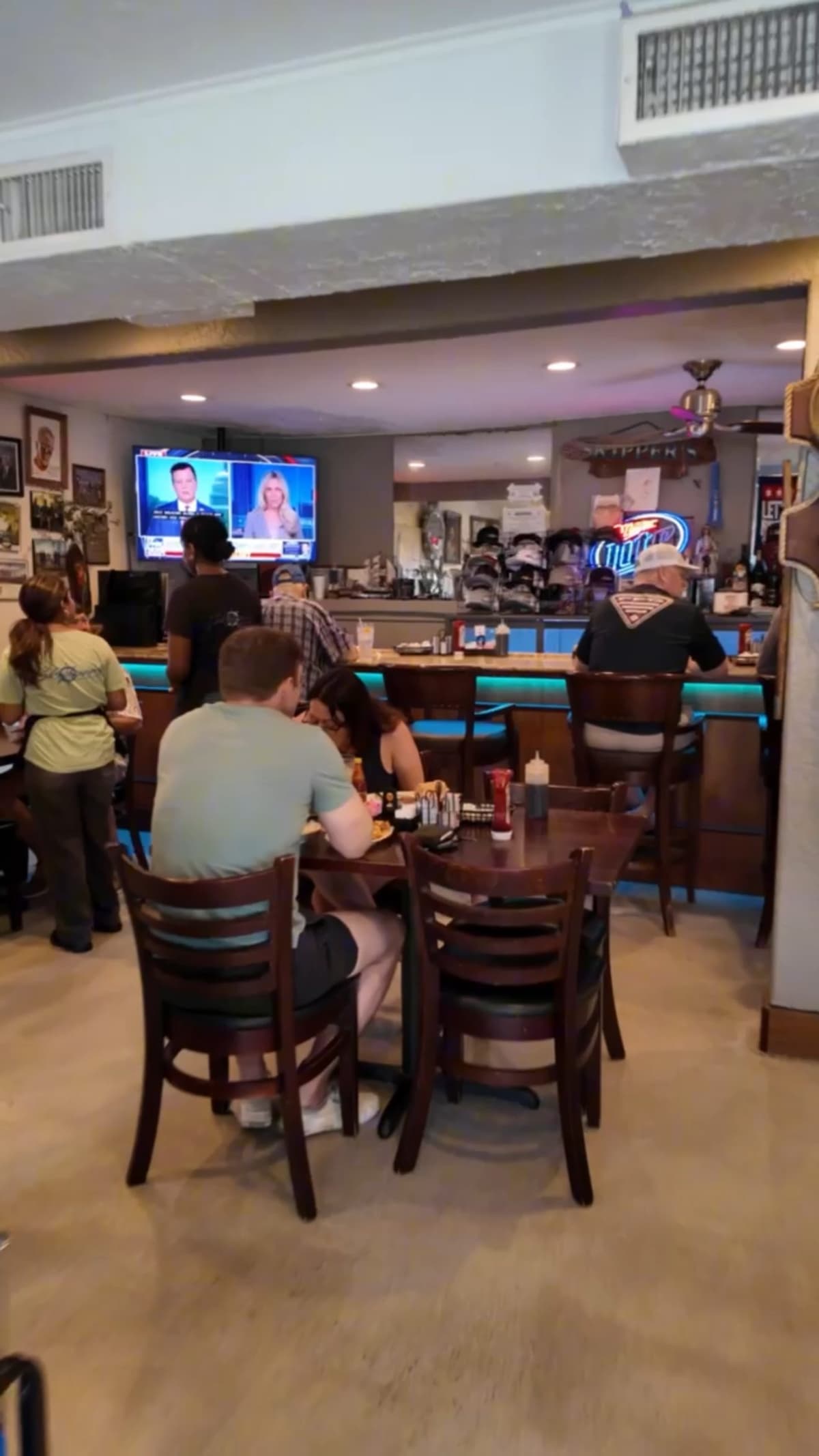 Tables and booths at Skipper's Cafe
